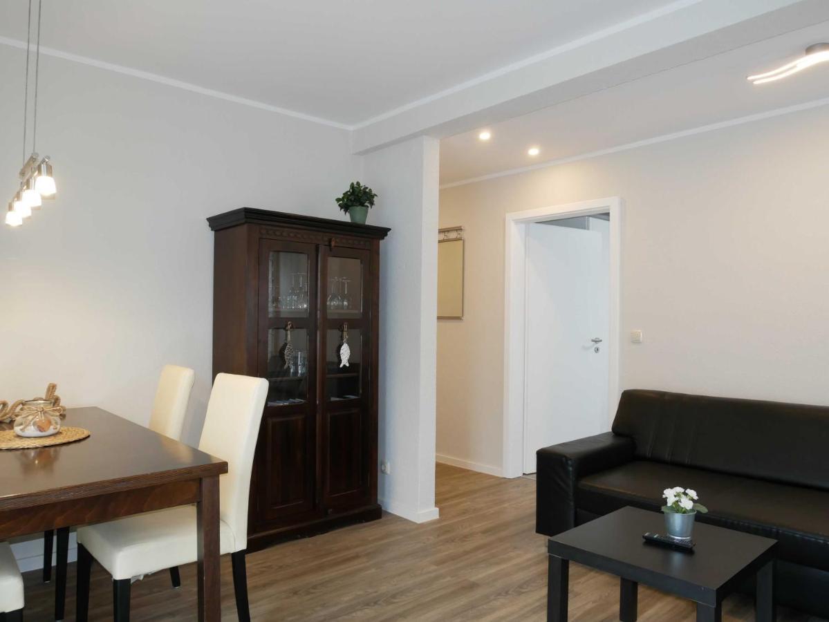 Ferienwohnung Zur Ostsee 3 ツィノヴィッツ エクステリア 写真