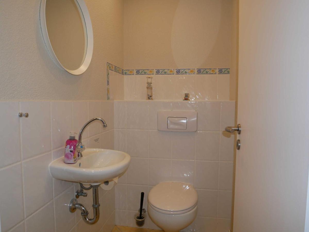 Ferienwohnung Zur Ostsee 3 ツィノヴィッツ エクステリア 写真